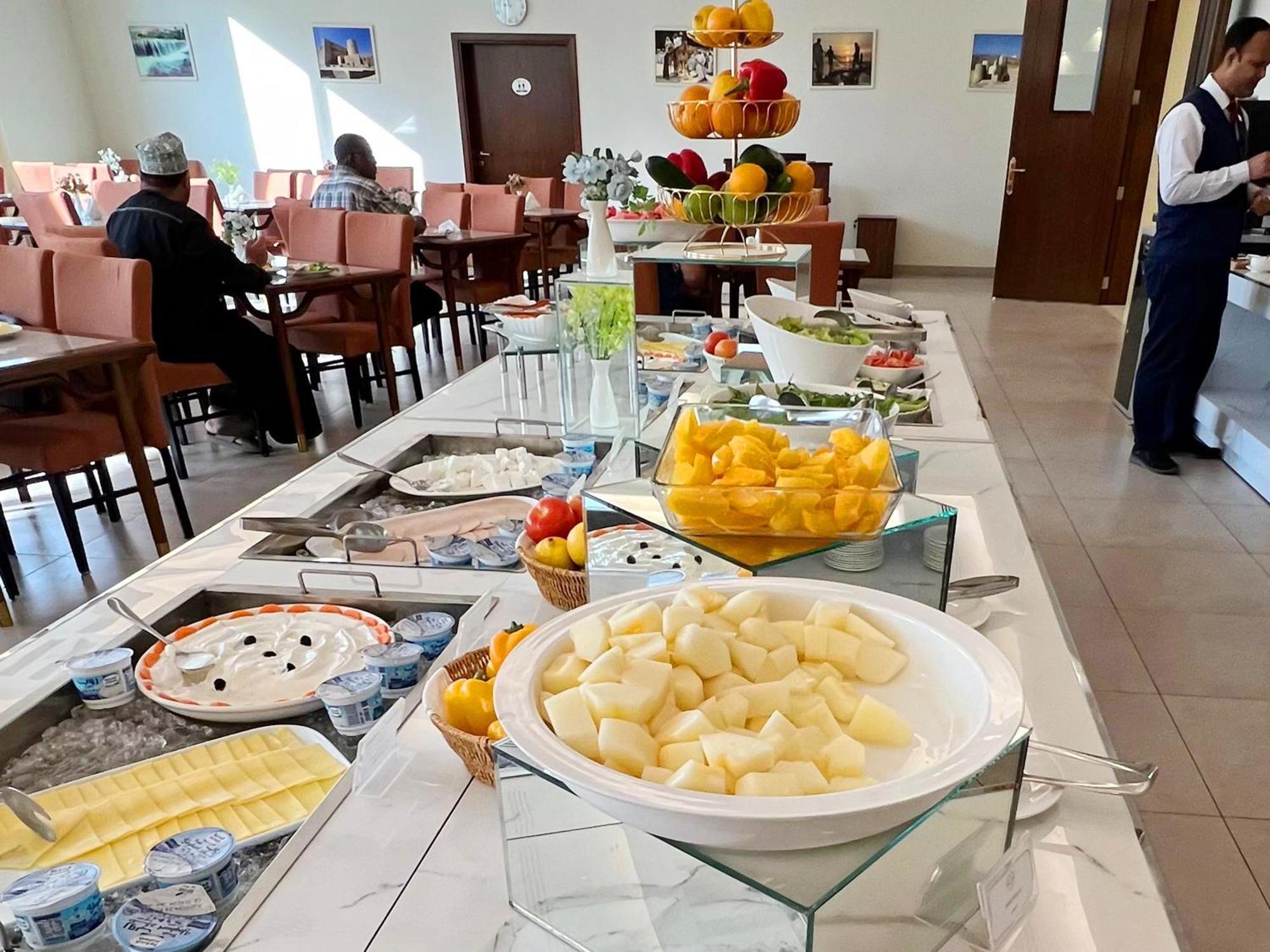 Rozana Hotel 马斯喀特 外观 照片